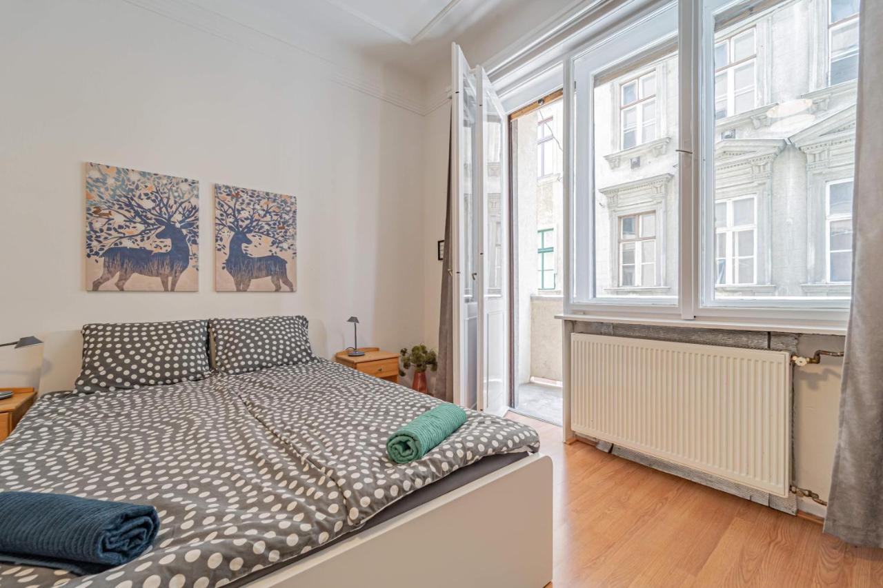 Central&Cozy Balcony!3Bdr 2Bth Budapest Exterior photo